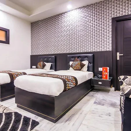 Oyo 8888 Riga Hs Deluxe Hotel